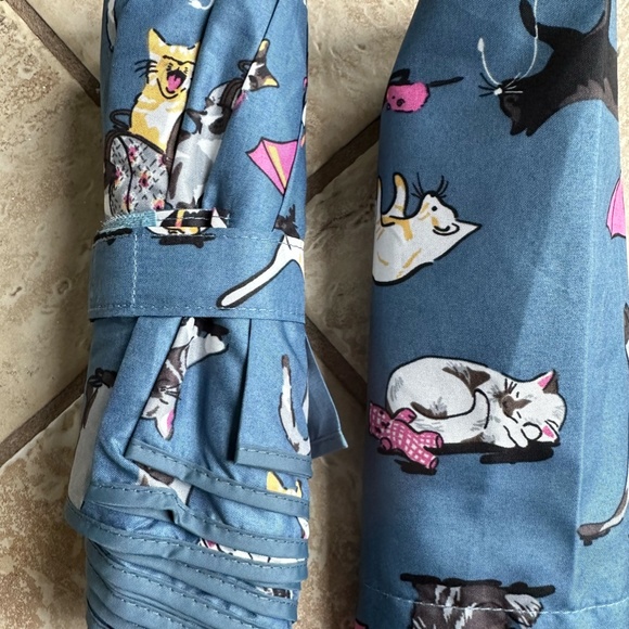 VERA BRADLEY UMBRELLA CAT'S MEOW:NWT CATS - Picture 4 of 9